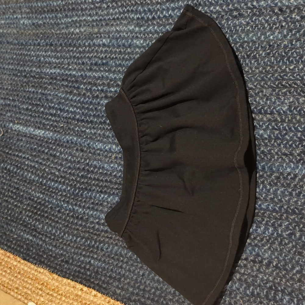 Black Skort